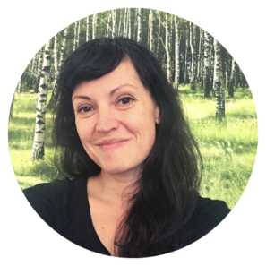 Gabriela Ryšková založila projekt Zdroje síly a projekt Jóga z obyýváku, kde přináší meditace a jógu zejména pro psychickou pohodu.
